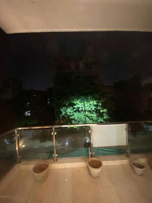 Balcony in 4 BHK Builder Floor at Sector 57 – for Rent