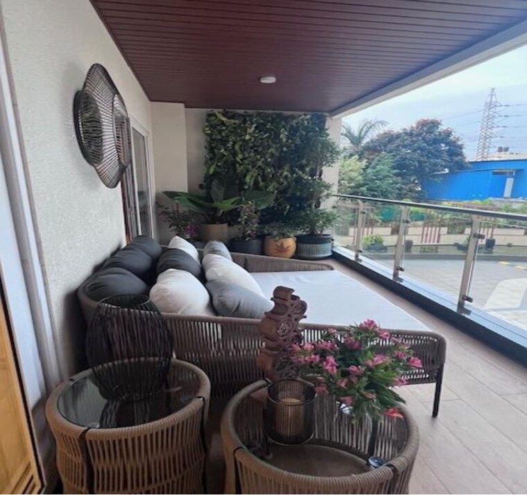 Balcony, epitome-elan 3 Bedroom 2050 Sq.Ft. Apartment In Jp Nagar Phase 8 Bangalore 10236074