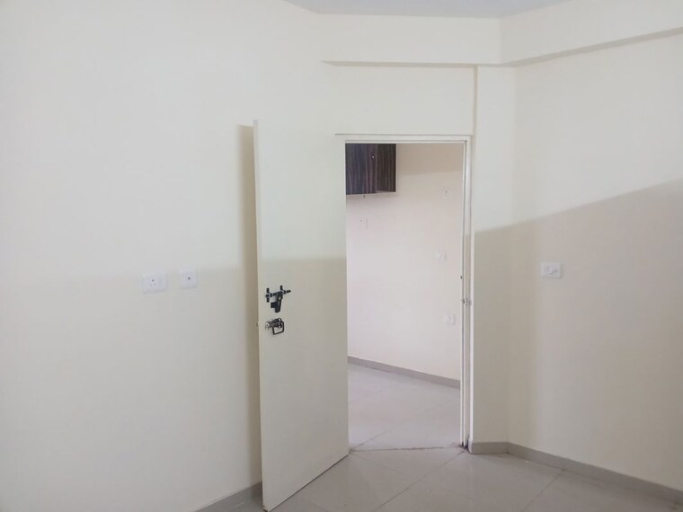 Room, pyramid-altia 3 Bedroom 643 Sq.Ft. Apartment In Sector 70 Gurgaon 10237663