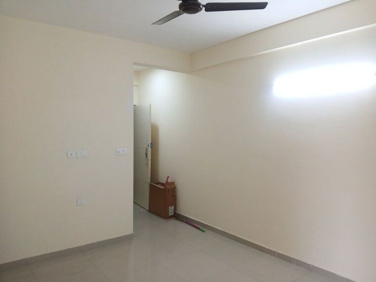 Room, pyramid-altia 3 Bedroom 643 Sq.Ft. Apartment In Sector 70 Gurgaon 10237663