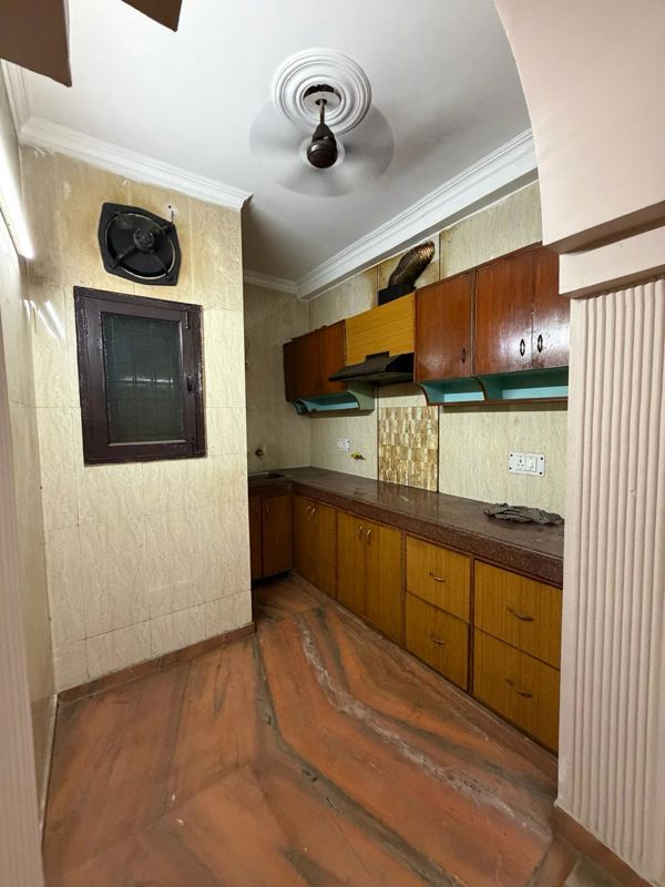 2.5 BHK + Study Room Apartment For Rent in Supertech Cape Town