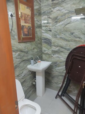 Bathroom in 2.5 BHK Apartment at Supertech Cape Town, Sector 74 – for Rent