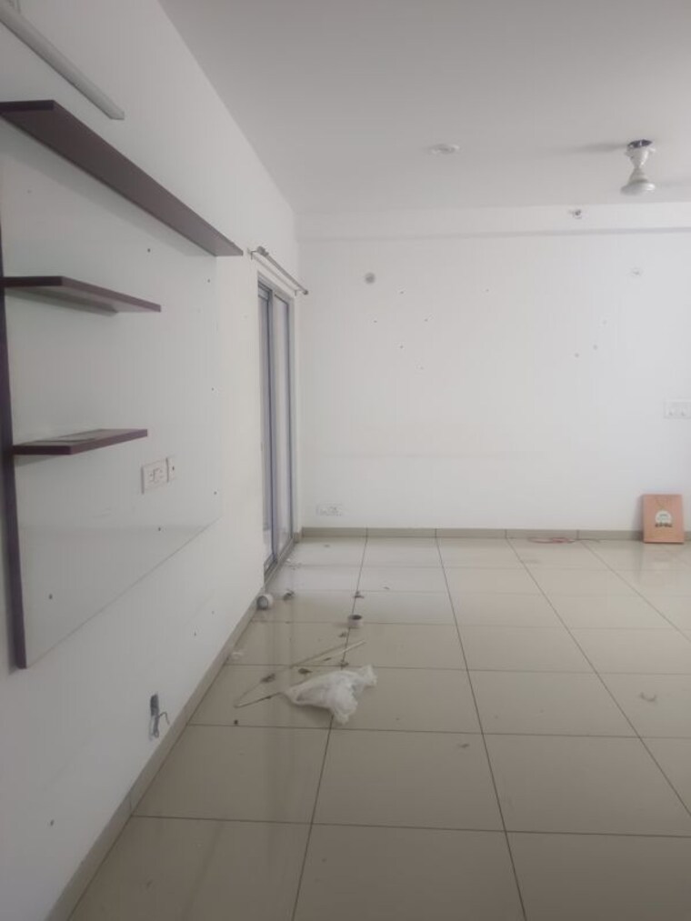 Bathroom, gulshan-bellina 3.5 Bedroom 38000 Sq.Ft. Apartment In Sector 16 Greater Noida Greater Noida 10237666