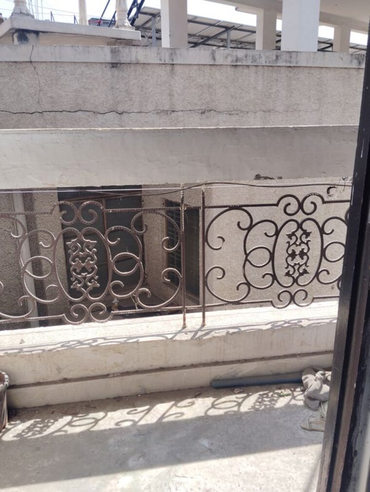 Balcony, govindpuri 2.5 Bedroom 500 Sq.Ft. Builder Floor In Govindpuri Delhi 10237765