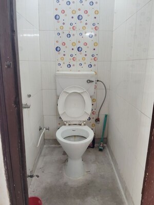 Bathroom in 2.5 BHK Builder Floor at Govindpuri – for Rent