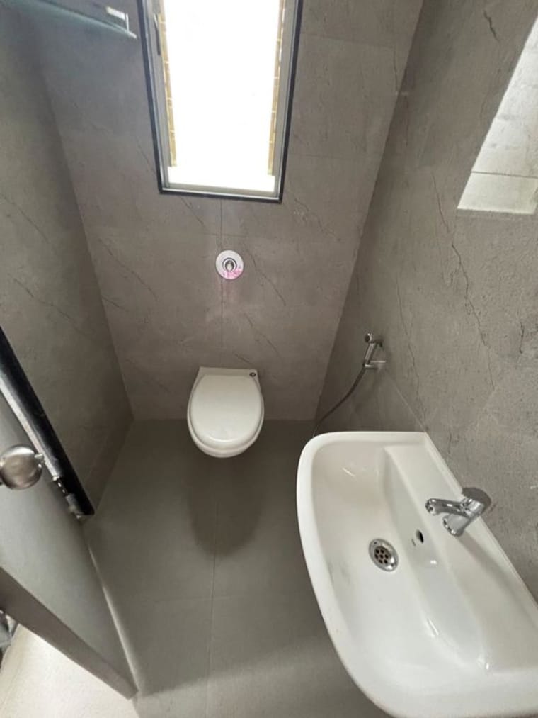 Bathroom, varanasi-society 1 Bedroom 540 Sq.Ft. Apartment In Warje Pune 10237718