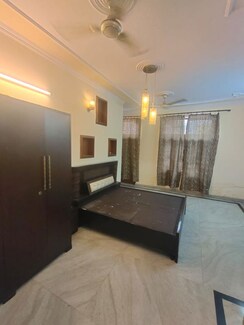 1 BHK + Study Room Villa For Rent in Sector 36