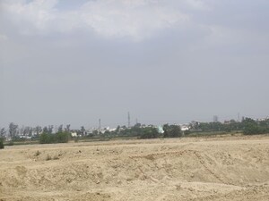  Plot For Sale in Aadhar The Business Capital Retail Space, Knowledge Park V Greater Noida