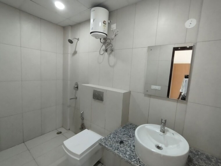 Bathroom, ss-linden 4 Bedroom 2700 Sq.Ft. Apartment In Sector 84 Gurgaon 10237775