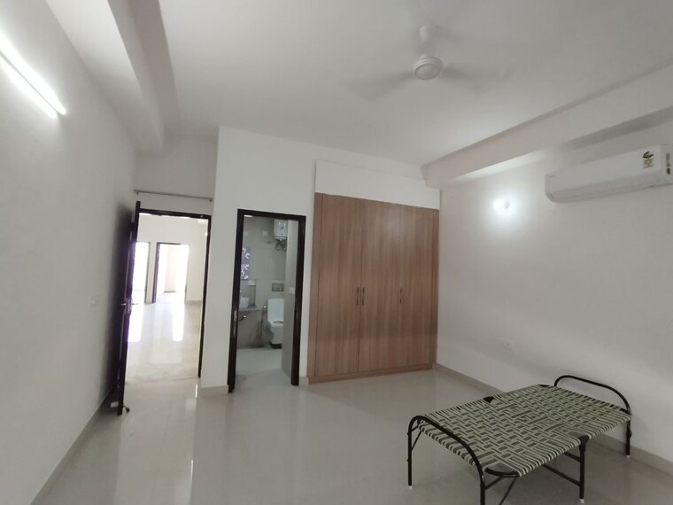 Bedroom, ss-linden 4 Bedroom 2700 Sq.Ft. Apartment In Sector 84 Gurgaon 10237775