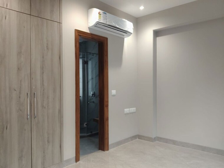 Room, sector 54 3 Bedroom 2700 Sq.Ft. Builder Floor In Sector 54 Gurgaon 10237847