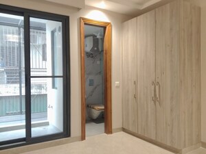 Bedroom in 3 BHK Builder Floor at Sector 54 – for Rent