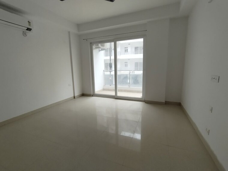 Room, ss-linden 4 Bedroom 2700 Sq.Ft. Builder Floor In Sector 84 Gurgaon 10237832