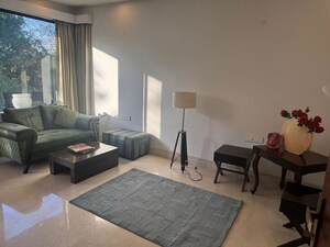 Living Room in 4 BHK Builder Floor at Sector 10 – for Rent