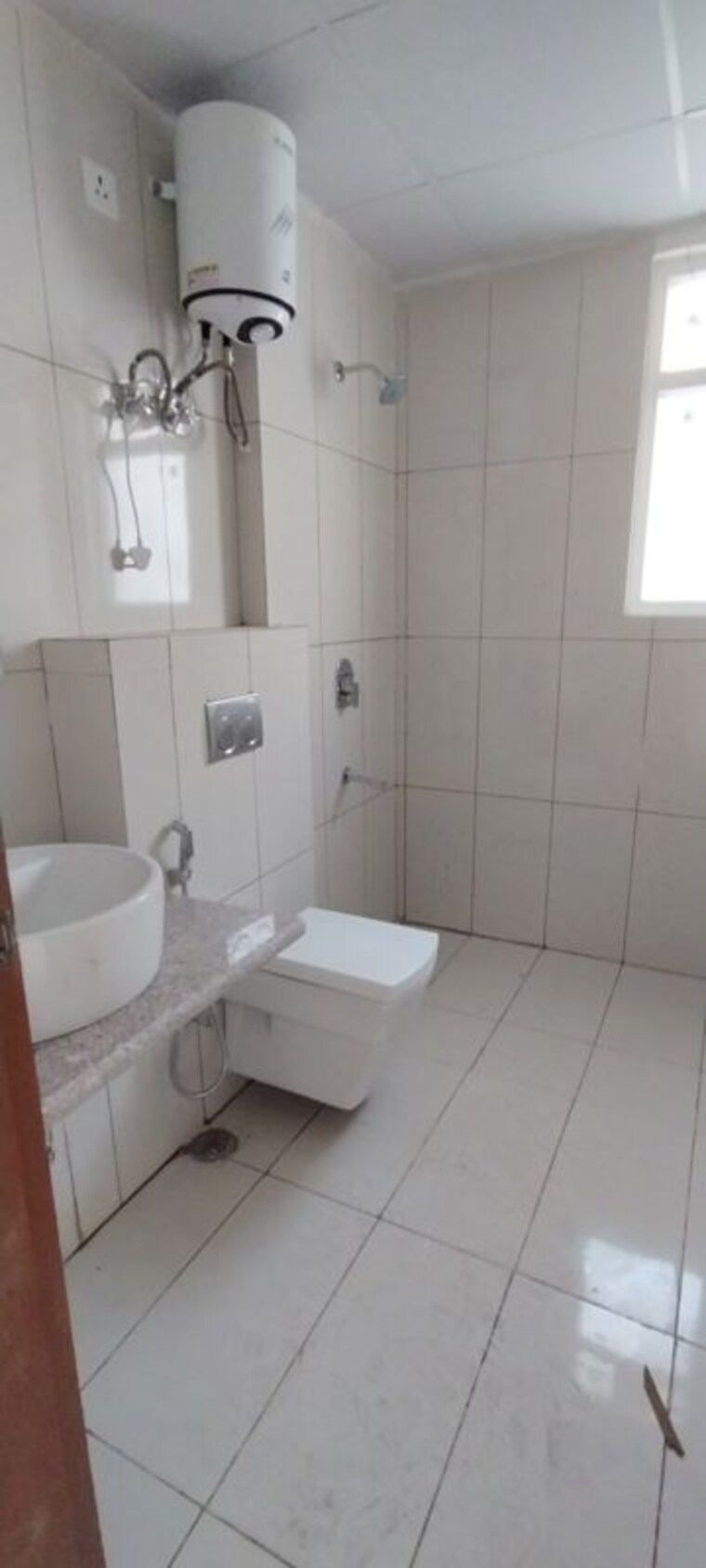 Bathroom, ss-linden 5 Bedroom 3420 Sq.Ft. Builder Floor In Sector 84 Gurgaon 10237861