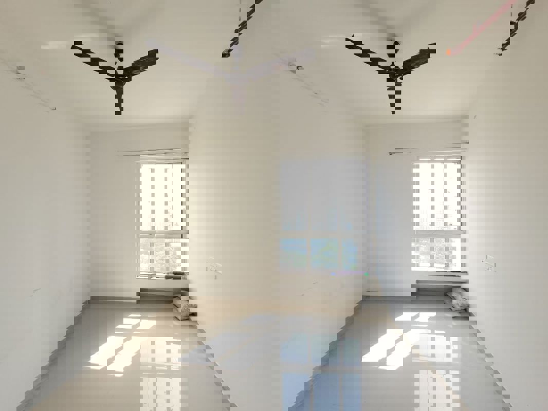 1 BHK 420 Sq.Ft. Apartment in Kavya Hill View CHS