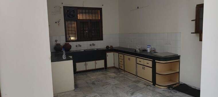 Kitchen, phase iv 3 Bedroom 2500 Sq.Ft. Builder Floor In Phase iv Chandigarh 10237955