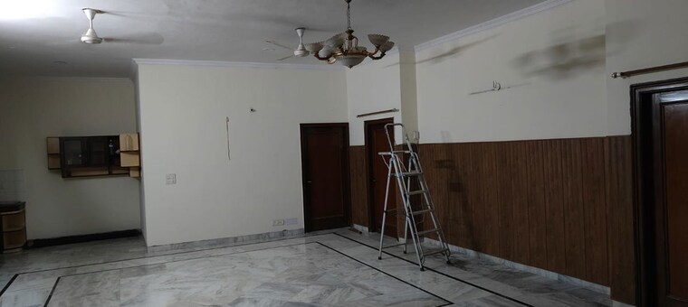 Room, phase iv 3 Bedroom 2500 Sq.Ft. Builder Floor In Phase iv Chandigarh 10237955