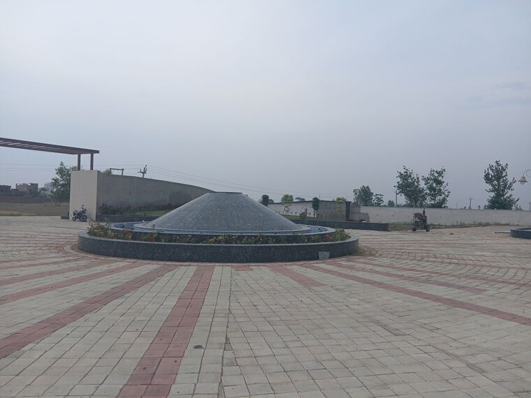 Nearby, new moradabad  105 Sq.Mt. Plot In New Moradabad Moradabad 10237956