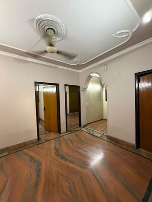 Bedroom in 2 BHK Apartment at RWA Apartments Sector 39, Sector 39 – for Rent