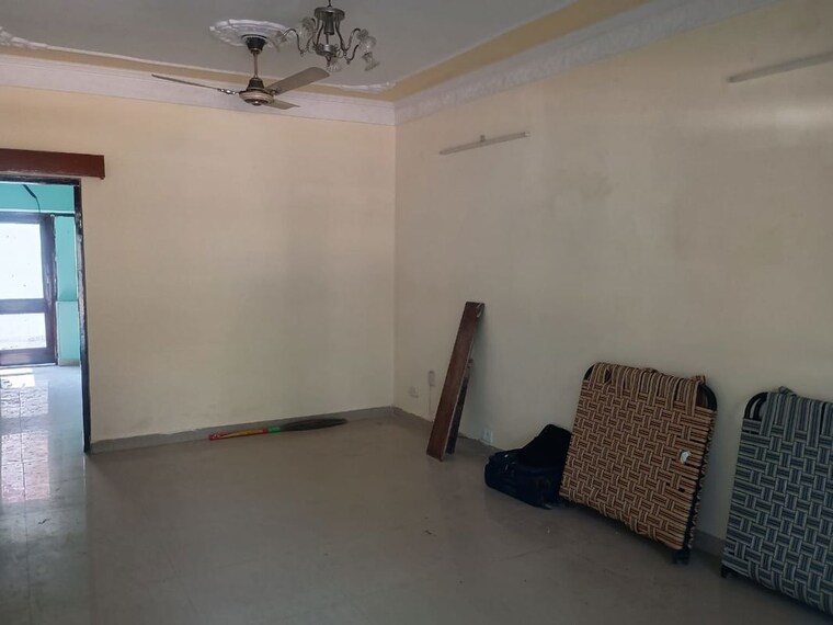 Living Room, sector 42 3 Bedroom 1500 Sq.Ft. Builder Floor In Sector 42 Chandigarh 10237977