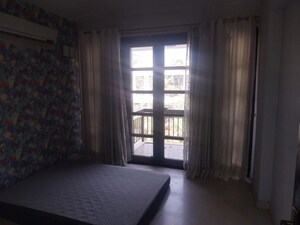 Room in 3.5 BHK Villa at Vipul Tatvam Villas, Sector 48 – for Rent