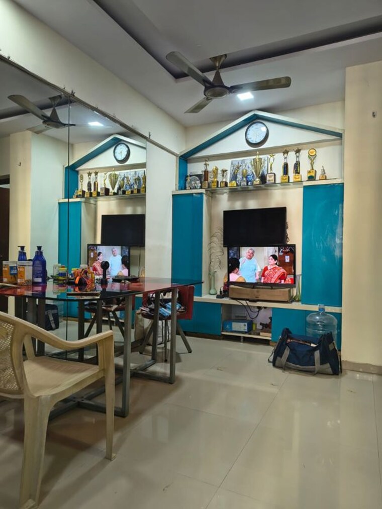 Living Room, everest-country-side 1.5 Bedroom 565 Sq.Ft. Apartment In Kasarvadavali Thane 10237969