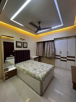 2 BHK + Extra Room Apartment For Rent in Lodha Splendora Phase II