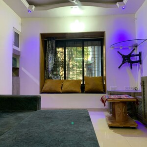 Room in 1 BHK Apartment at Chikoowadi – for Rent