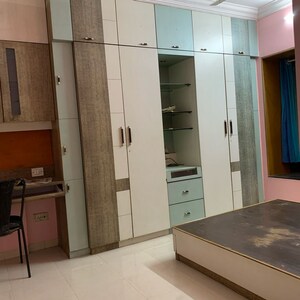 Room in 1 BHK Apartment at Chikoowadi – for Rent