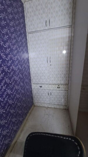 Bathroom in 1 BHK Builder Floor at Malviya Nagar – for Rent