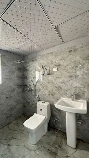 Bathroom in 3 BHK Apartment at RG Luxury Homes, Sector 16b Greater Noida – for Rent