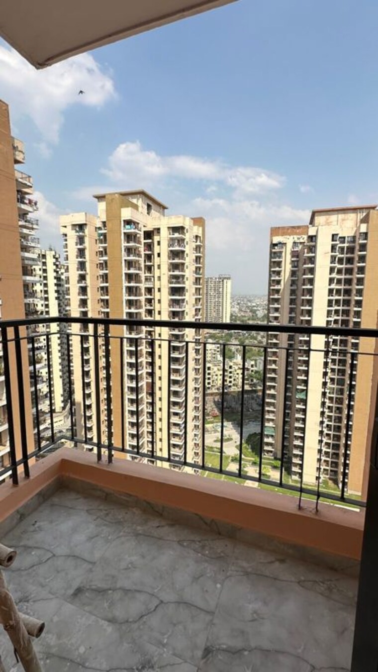 Exterior View, rg-luxury-homes 3 Bedroom 1661 Sq.Ft. Apartment In Sector 16b Greater Noida Greater Noida 10238027