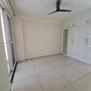 Bathroom in 4 BHK Apartment at Allwin El Spazia, Sanauli – for Rent