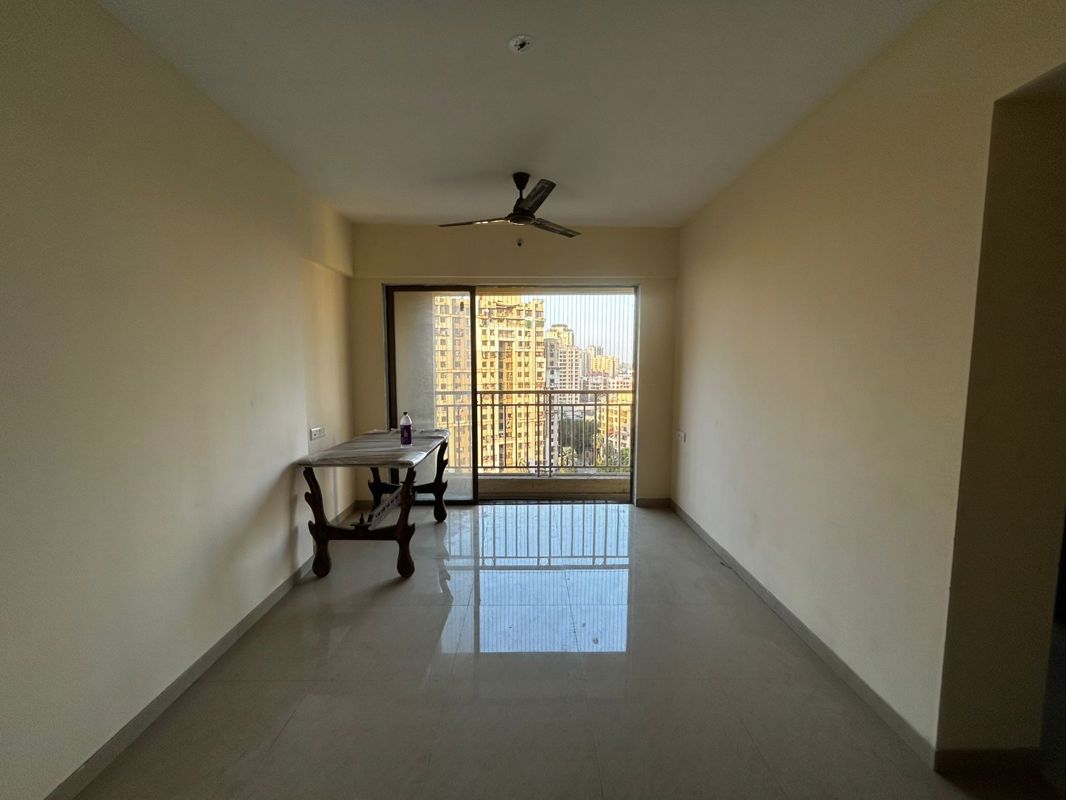 2 BHK + Extra Room 600 Sq.Ft. Apartment in Paradigm Zenith Pushpanjali Residency Phase III