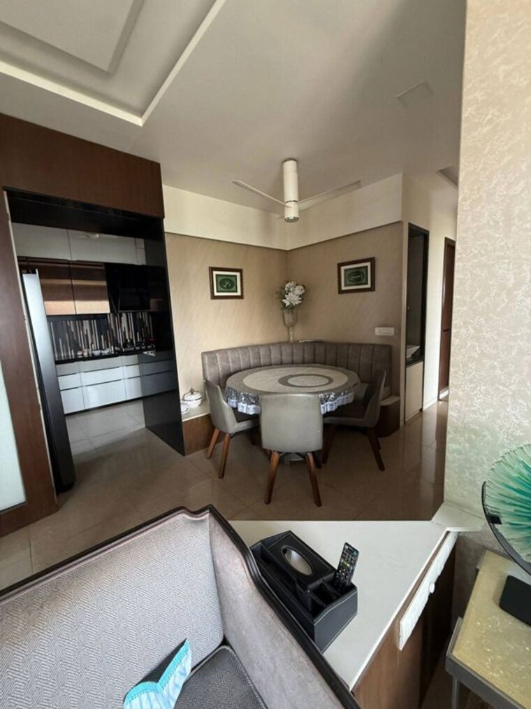 Master Bedroom, sheth-vasant-lawns 3 Bedroom 1500 Sq.Ft. Apartment In Laxmi Nagar Thane 10233543