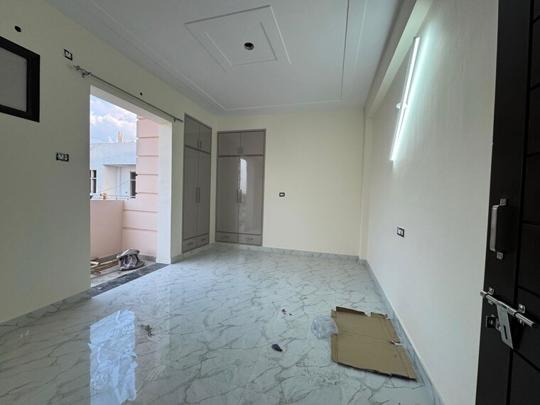 Room, chattarpur 2 Bedroom 1000 Sq.Ft. Apartment In Chattarpur Delhi 10238047