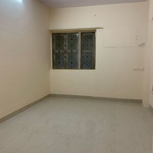 Room in 2 BHK Apartment at Torna CHS Borivali, Dalvi Nagar – for Rent