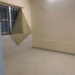 Room in 2 BHK Apartment at Torna CHS Borivali, Dalvi Nagar – for Rent