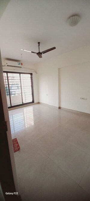 Bedroom in 2 BHK Apartment at Chembur – for Rent