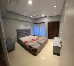 3 BHK + Study Room Apartment For Rent in Lodha Sterling