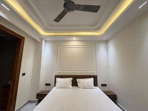 Building Lobby in 3 BHK Builder Floor at Saket – for Rent