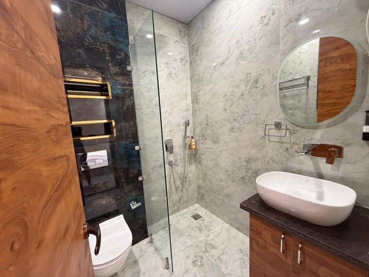 Bathroom, saket 3 Bedroom 1600 Sq.Ft. Builder Floor In Saket Delhi 10238105