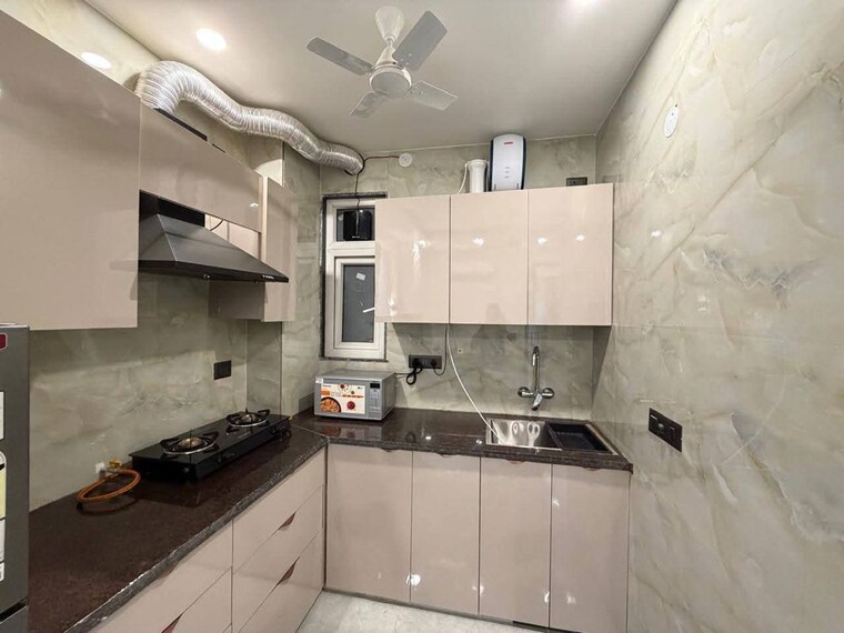 Kitchen, saket 3 Bedroom 1600 Sq.Ft. Builder Floor In Saket Delhi 10238105