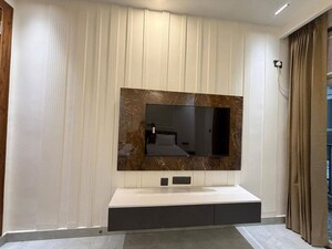 Furnished Amenities in 3 BHK Builder Floor at Saket – for Rent