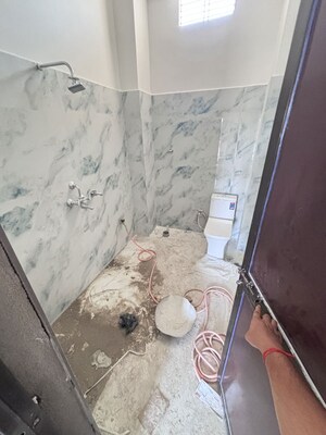 Bathroom in 2 BHK Independent House at Harahua – for Rent