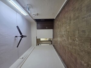 Room in 2 BHK Apartment at Goregaon West – for Rent