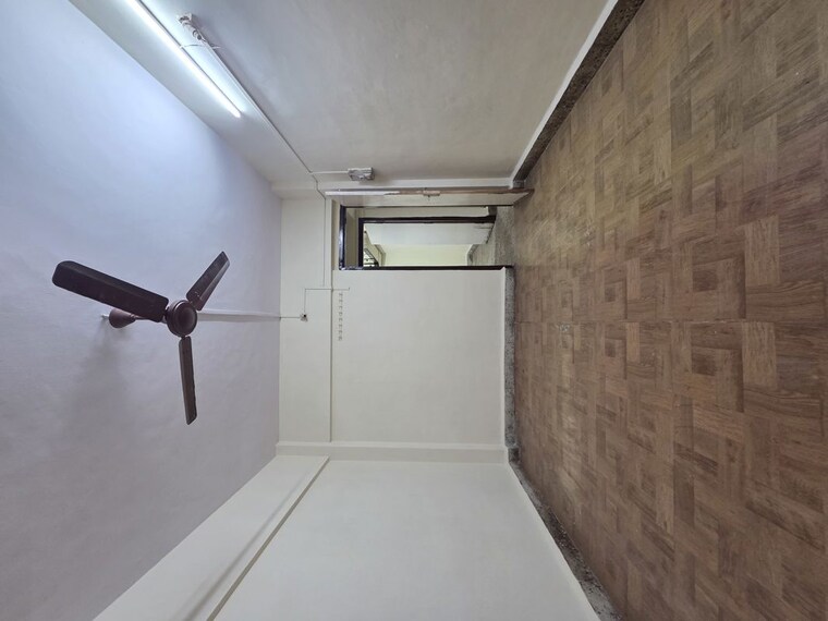 Room, goregaon west 2 Bedroom 600 Sq.Ft. Apartment In Goregaon West Mumbai 10238120