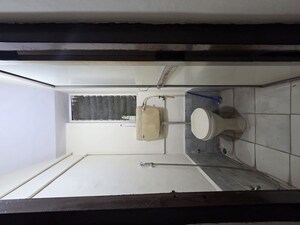 Attached Bathroom in 2 BHK Apartment at Goregaon West – for Rent