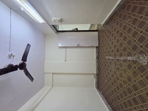 2 BHK Apartment For Rent in Goregaon West